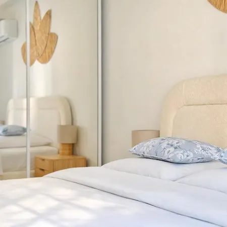 Luxury Beachfront 2br Promenade Des * نيس
