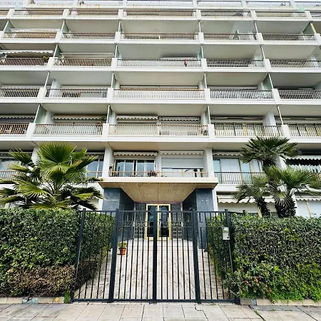 Luxury Beachfront 2br Promenade Des شقة *