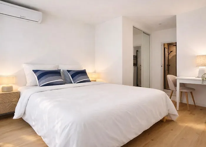 Luxury Beachfront 2br Promenade Des