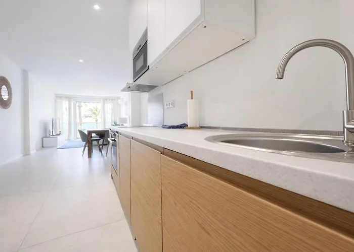 Luxury Beachfront 2br Promenade Des Nice