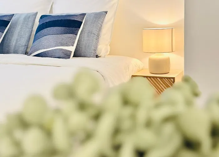 Luxury Beachfront 2br Promenade Des Nice
