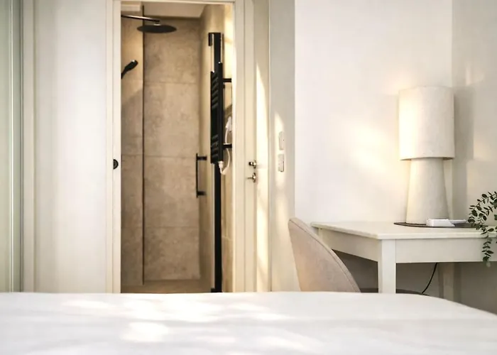 Апартаменты Luxury Beachfront 2br Promenade Des *