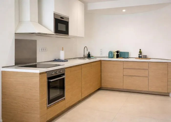 Luxury Beachfront 2br Promenade Des Nice